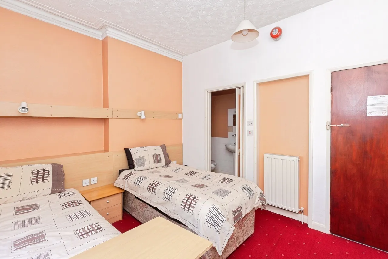Balfour Road, Ilford, IG1, photo 3