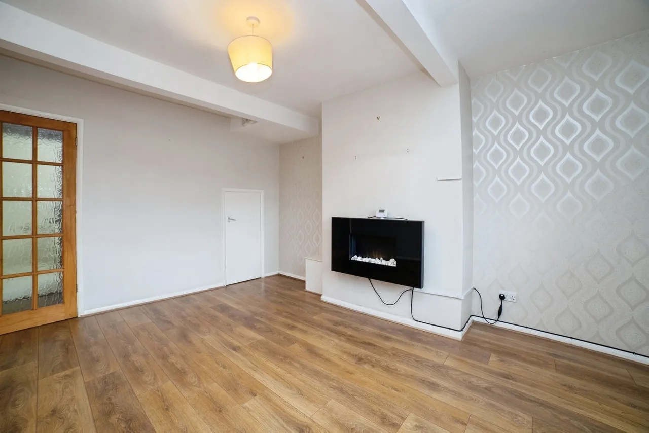 Carpenter Avenue, Mansfield, Nottinghamshire, NG19, photo 2