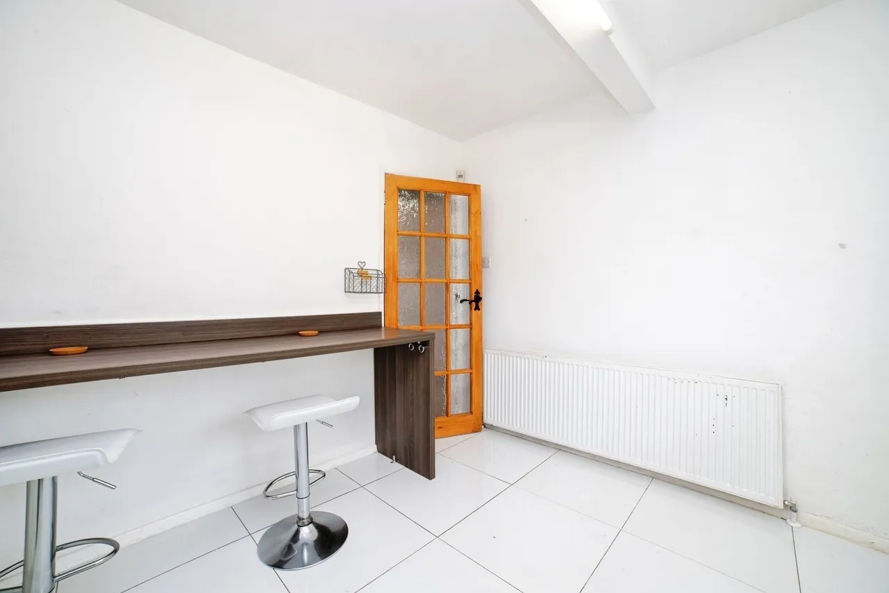 Carpenter Avenue, Mansfield, Nottinghamshire, NG19, photo 6
