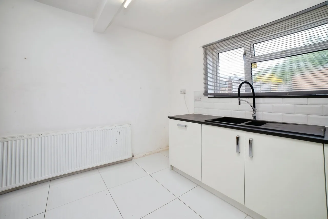 Carpenter Avenue, Mansfield, Nottinghamshire, NG19, photo 7