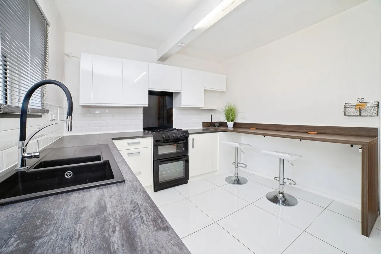 Carpenter Avenue, Mansfield, Nottinghamshire, NG19, photo 5