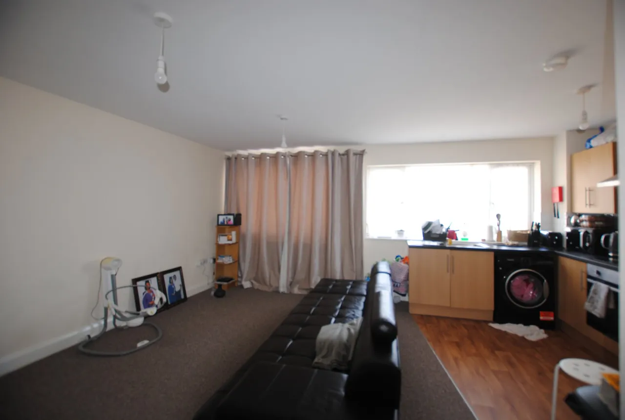 Milton Road, Gravesend, Kent, DA12 2PJ, photo 14