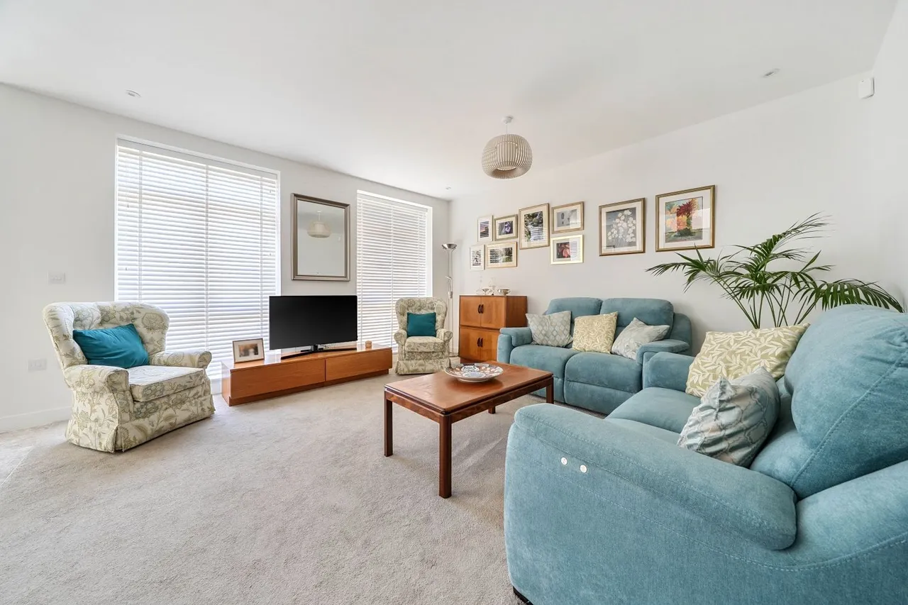Oak Rise, Hawkinge, CT18, photo 9