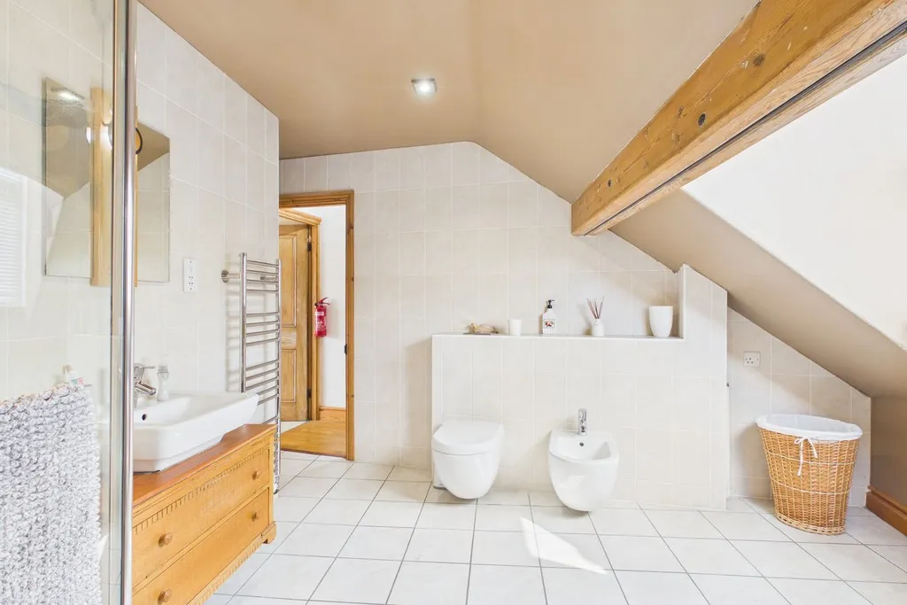 Kelsick Road, Ambleside, LA22, photo 16