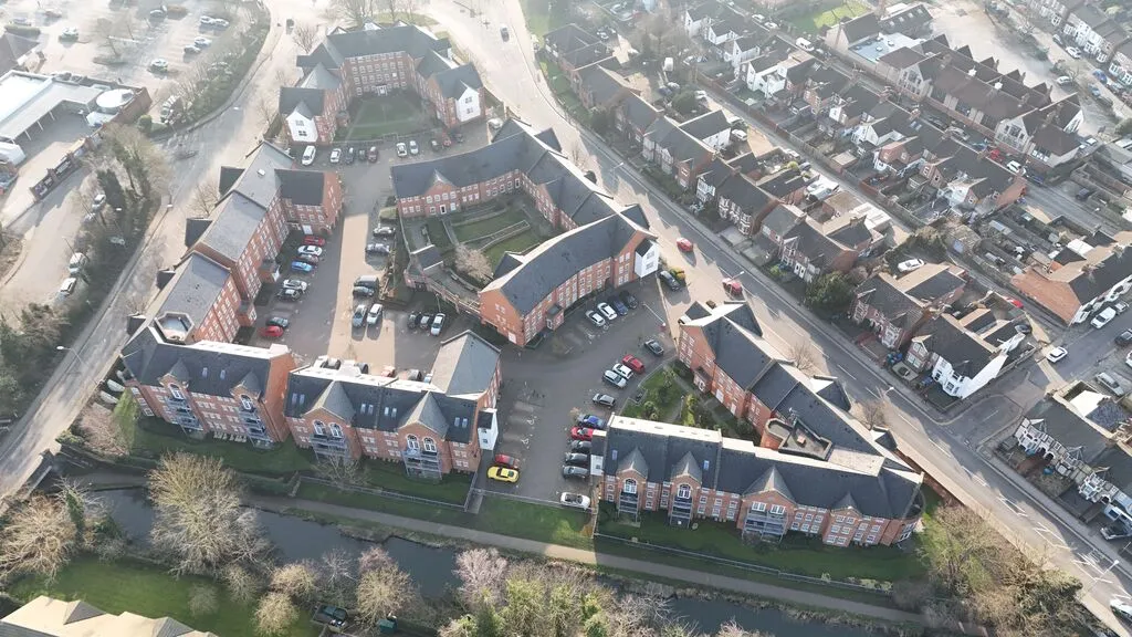 Florey Gardens, Aylesbury, HP20 1RW, photo 17
