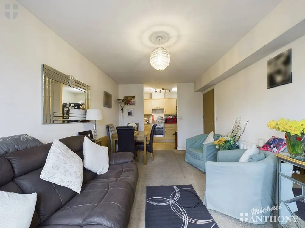 Florey Gardens, Aylesbury, HP20 1RW, photo 16