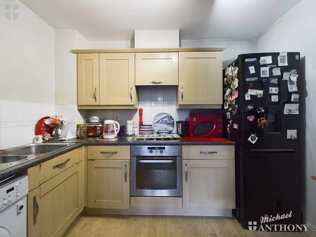 Florey Gardens, Aylesbury, HP20 1RW, photo 12