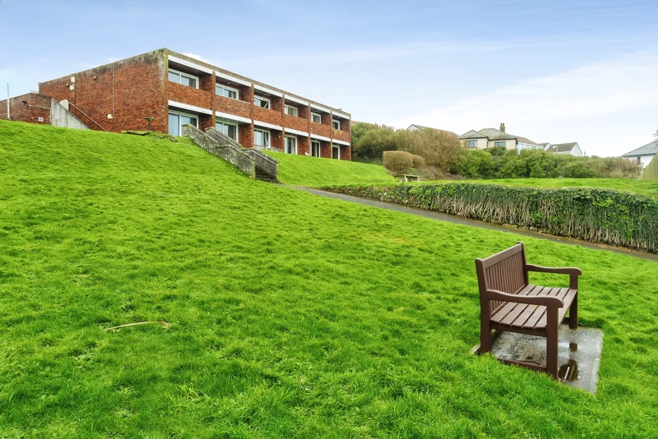 Fistral Crescent, Newquay, TR7, photo 30