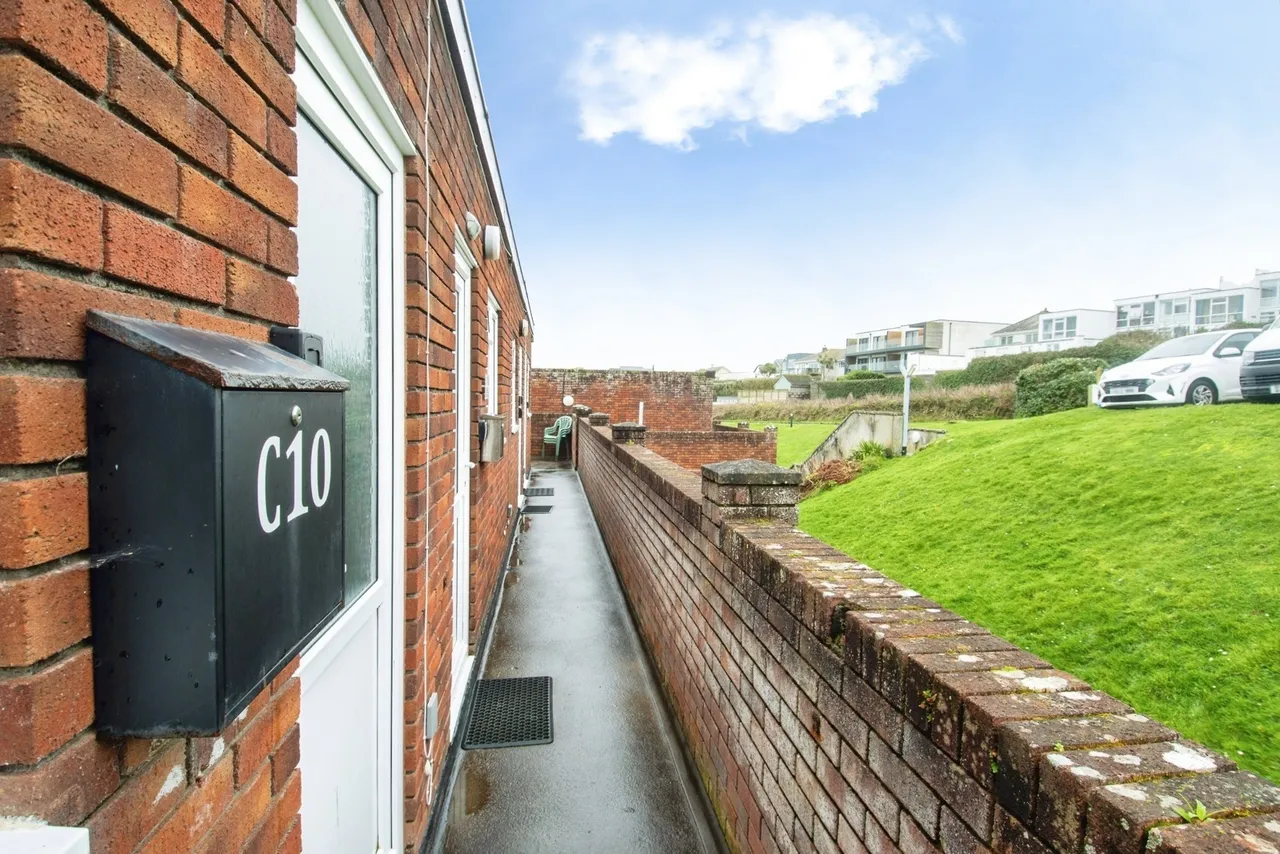 Fistral Crescent, Newquay, TR7, photo 29