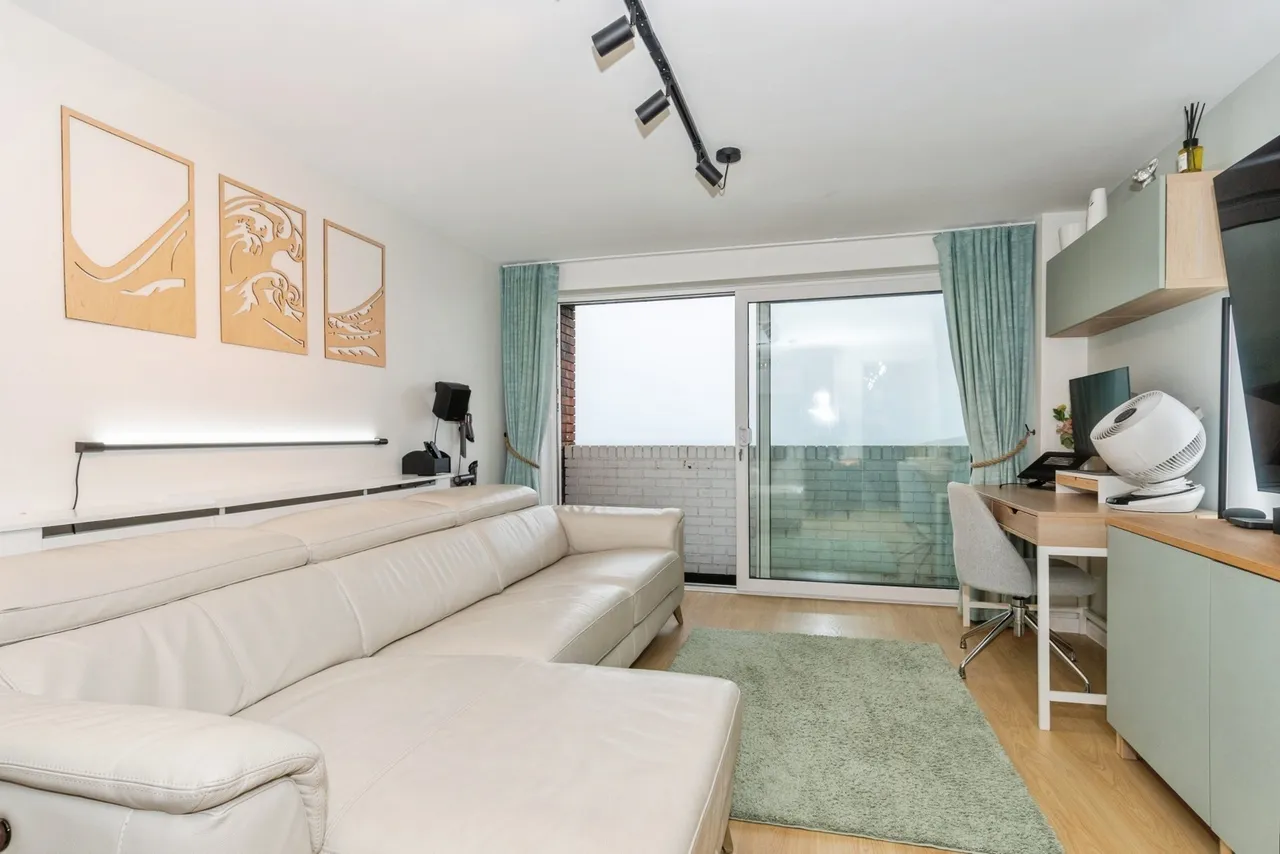 Fistral Crescent, Newquay, TR7, photo 25