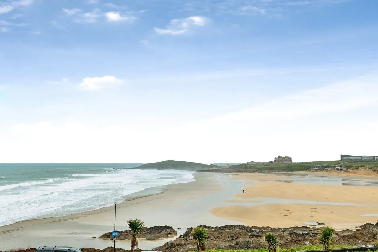 Fistral Crescent, Newquay, TR7, photo 8