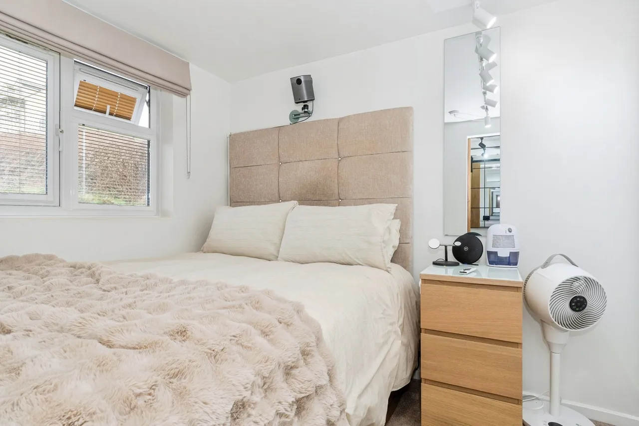 Fistral Crescent, Newquay, TR7, photo 4