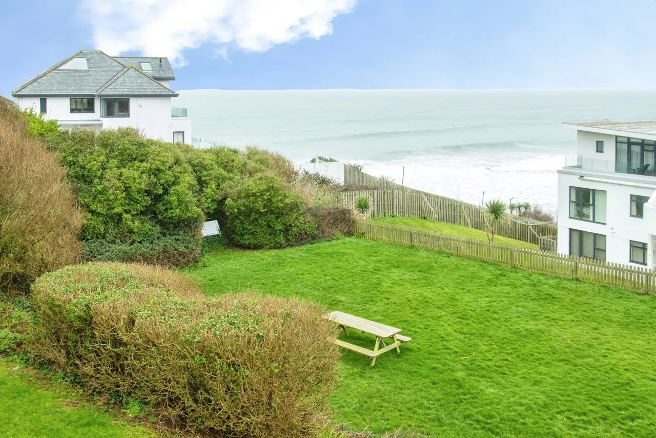 Fistral Crescent, Newquay, TR7, photo 7