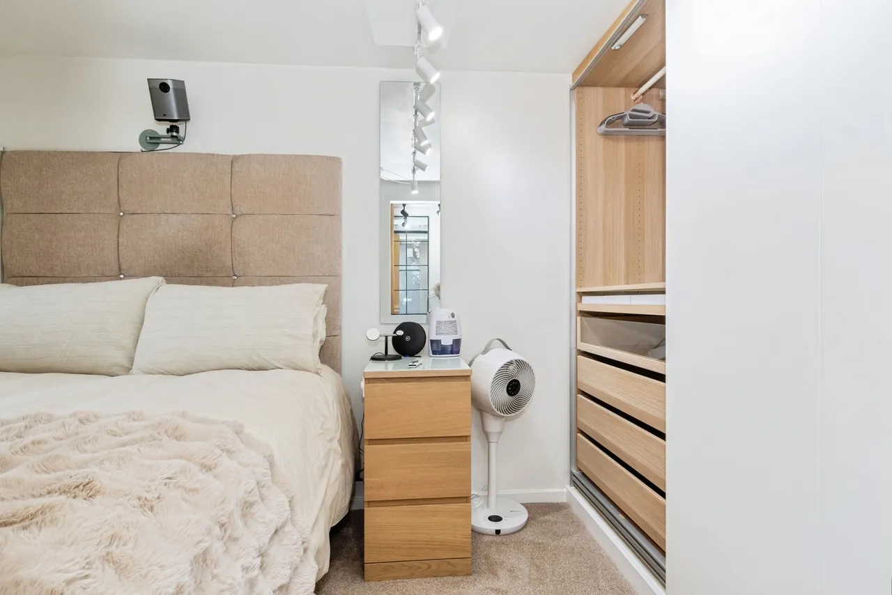 Fistral Crescent, Newquay, TR7, photo 23