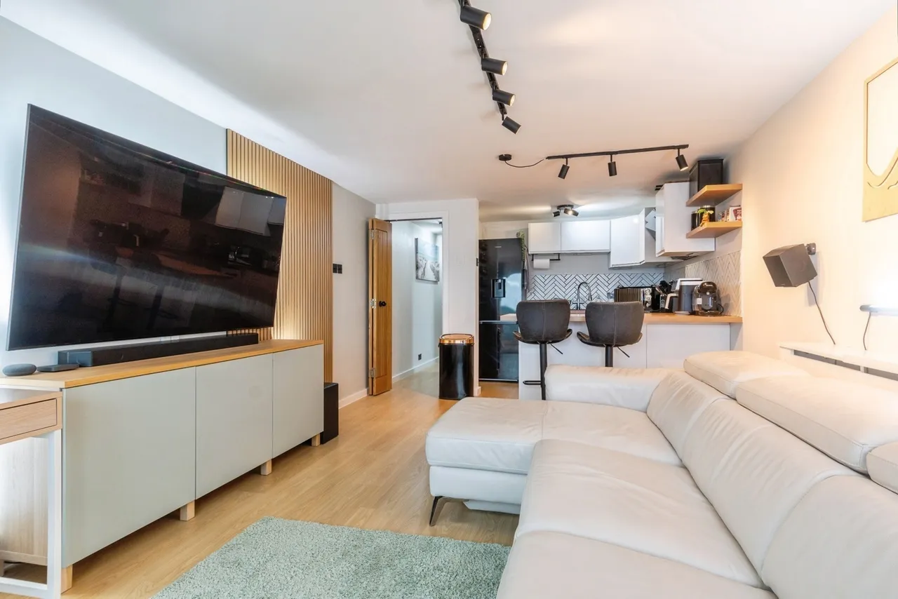 Fistral Crescent, Newquay, TR7, photo 9