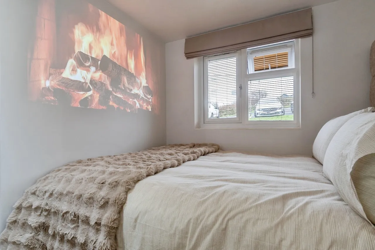 Fistral Crescent, Newquay, TR7, photo 21