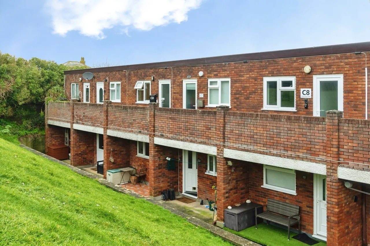 Fistral Crescent, Newquay, TR7, photo 27