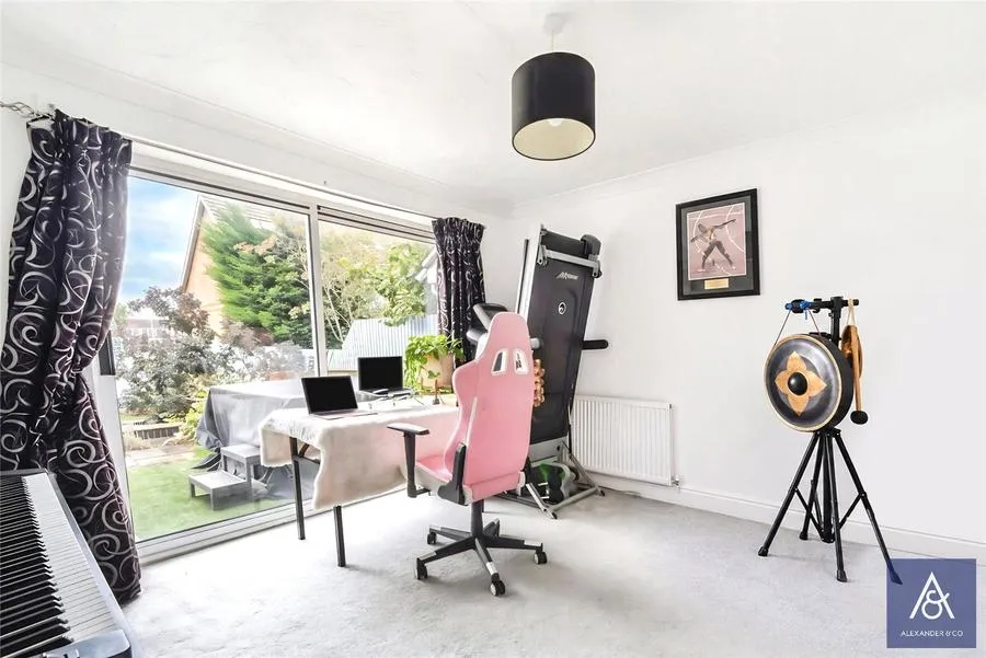Radstone Road, Brackley, NN13, photo 8