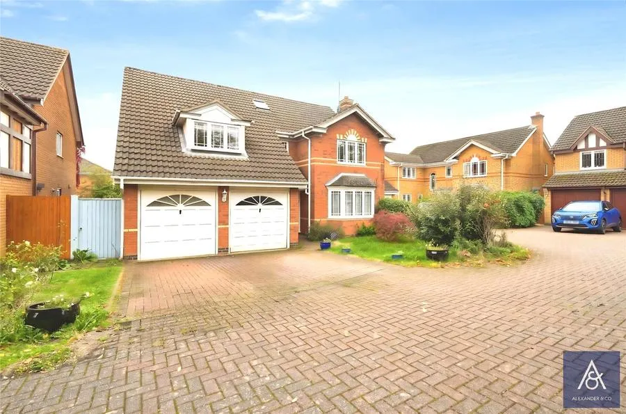 6 bed house for sale, Radstone Road, Brackley, NN13
