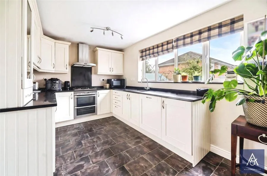 Radstone Road, Brackley, NN13, photo 3