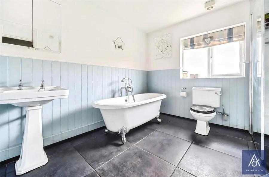 Radstone Road, Brackley, NN13, photo 9