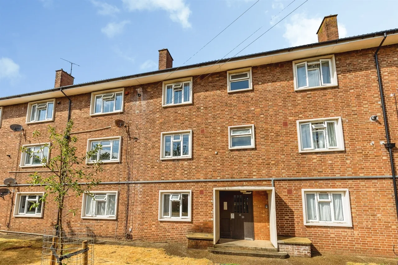 2 bed flat for sale — Peverell Close, BRISTOL