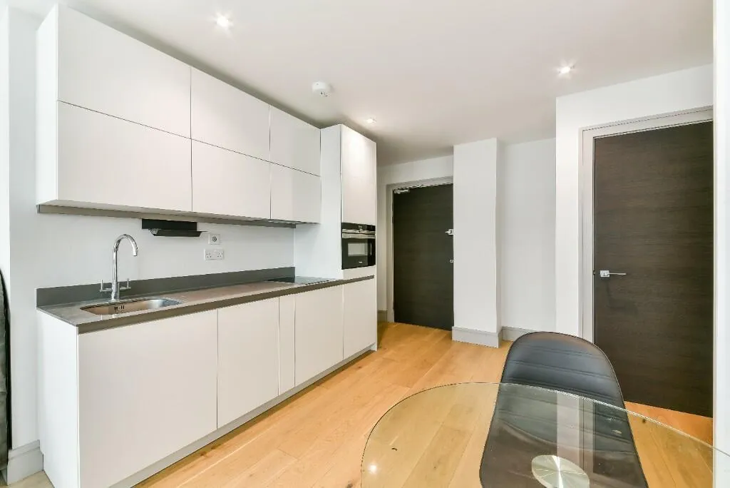 Spring Villa Road, Edgware, HA8, photo 5