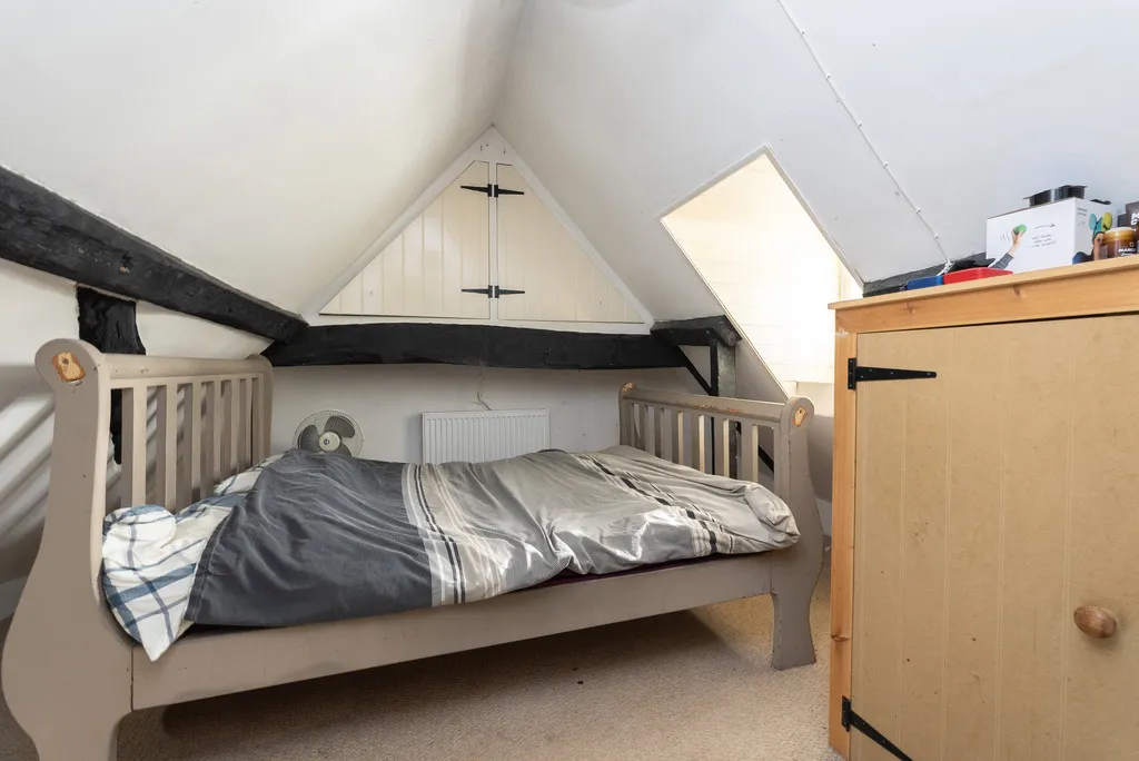 The Borough, Brockham, RH3, photo 7