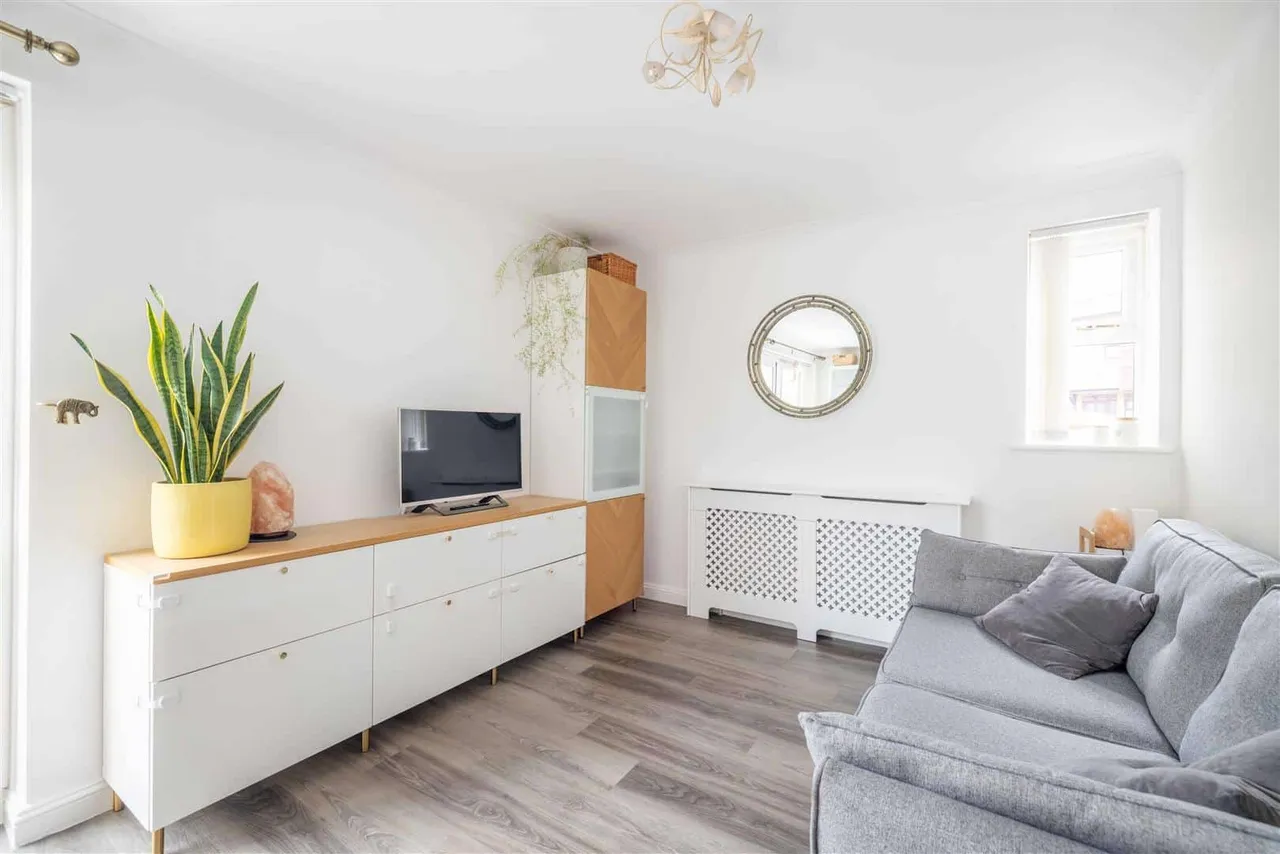 Cherry Way, Horton, Slough, SL3 9PU, photo 3