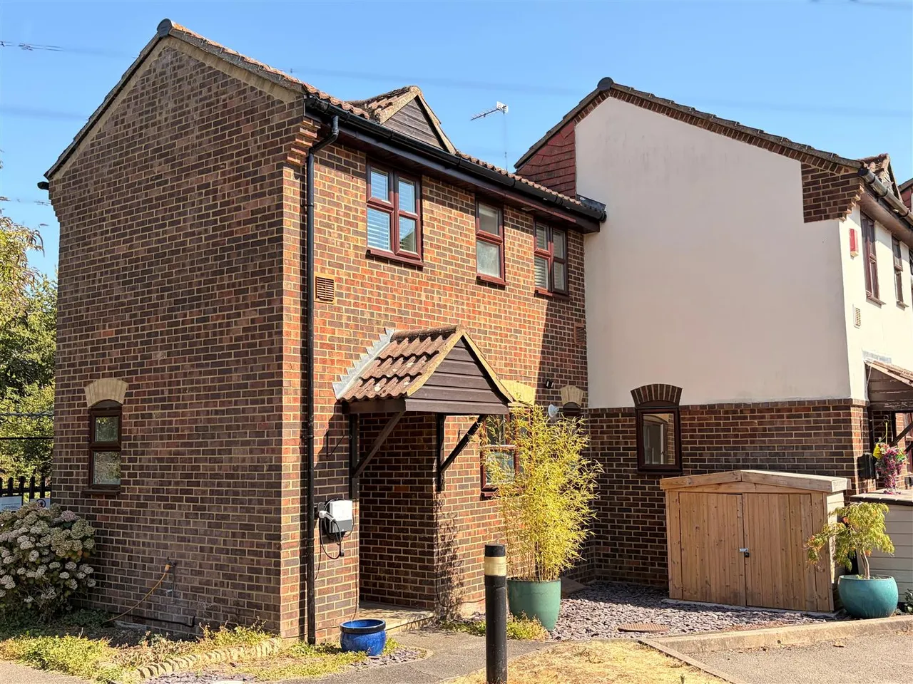 3 bed property for sale — Cherry Way, Horton, Slough, SL3 9PU