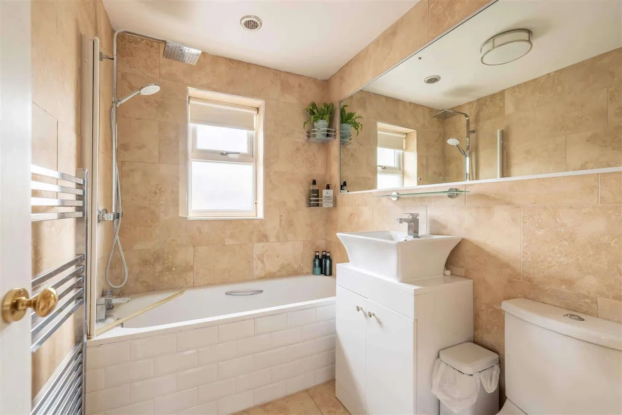 Cherry Way, Horton, Slough, SL3 9PU, photo 10