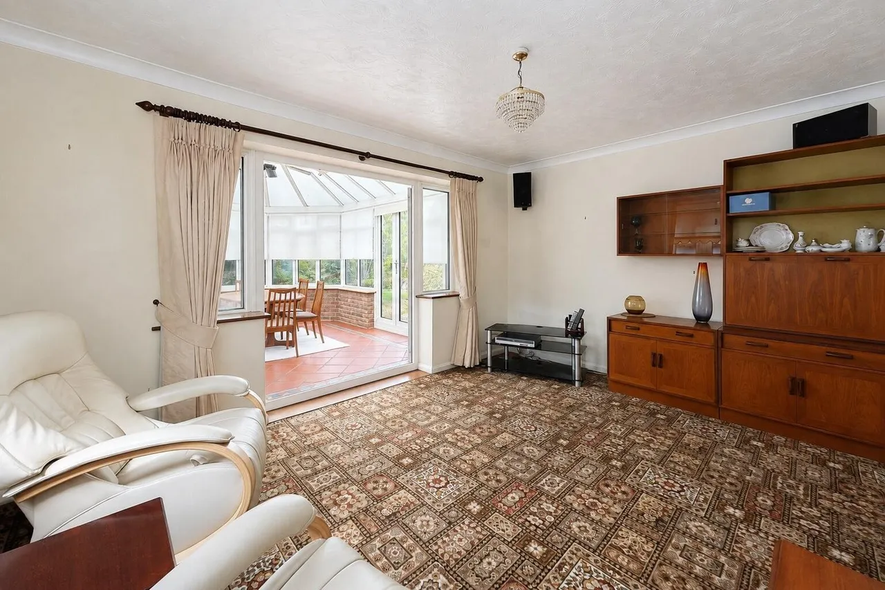 Brompton Farm Road, Rochester, photo 4