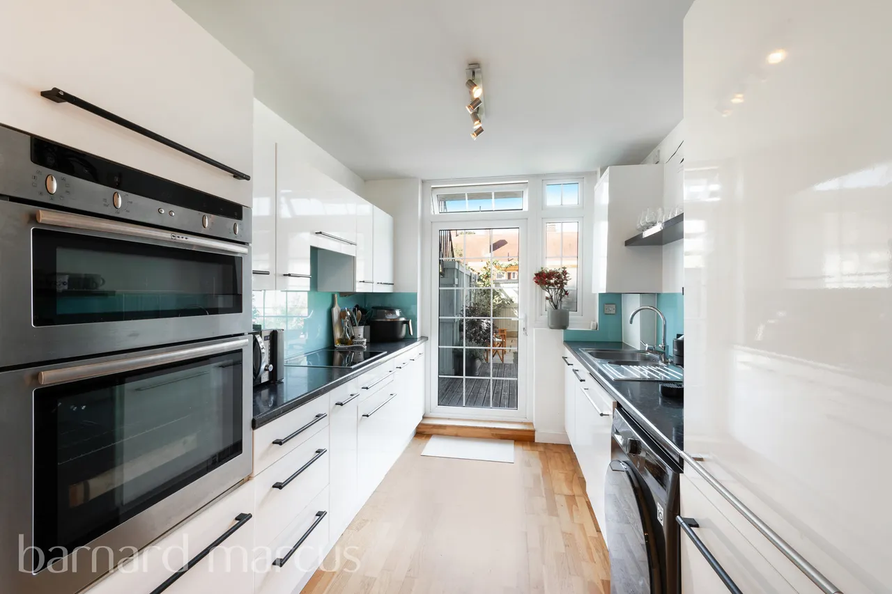 Godley Road, Southfields, Southfields, photo 4