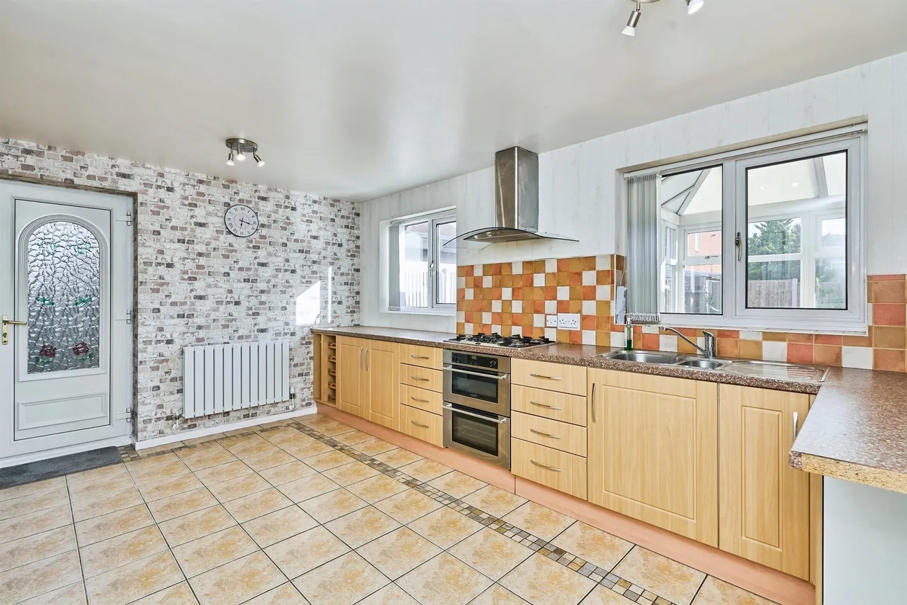 Cory Croft, Tipton, DY4, photo 10