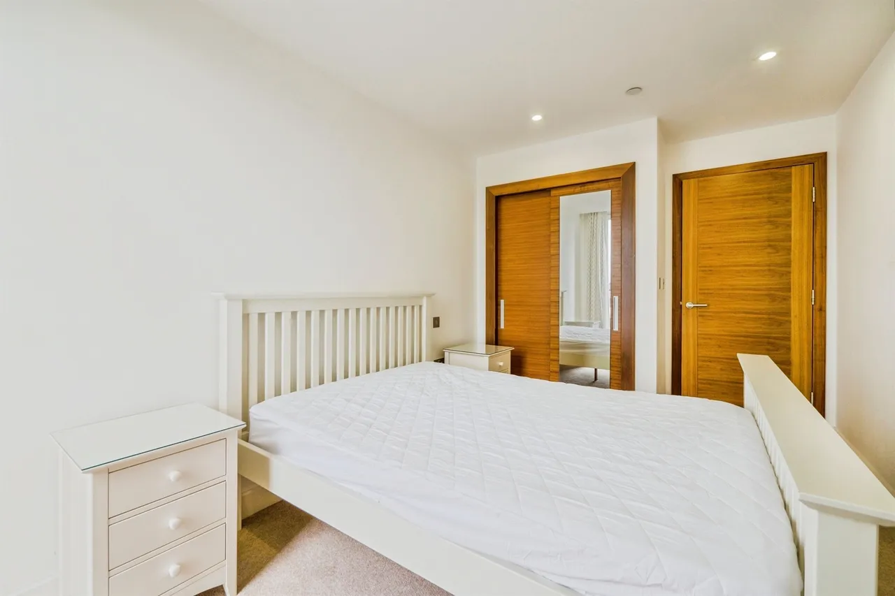 The Hayes, Cardiff, CF10, photo 11