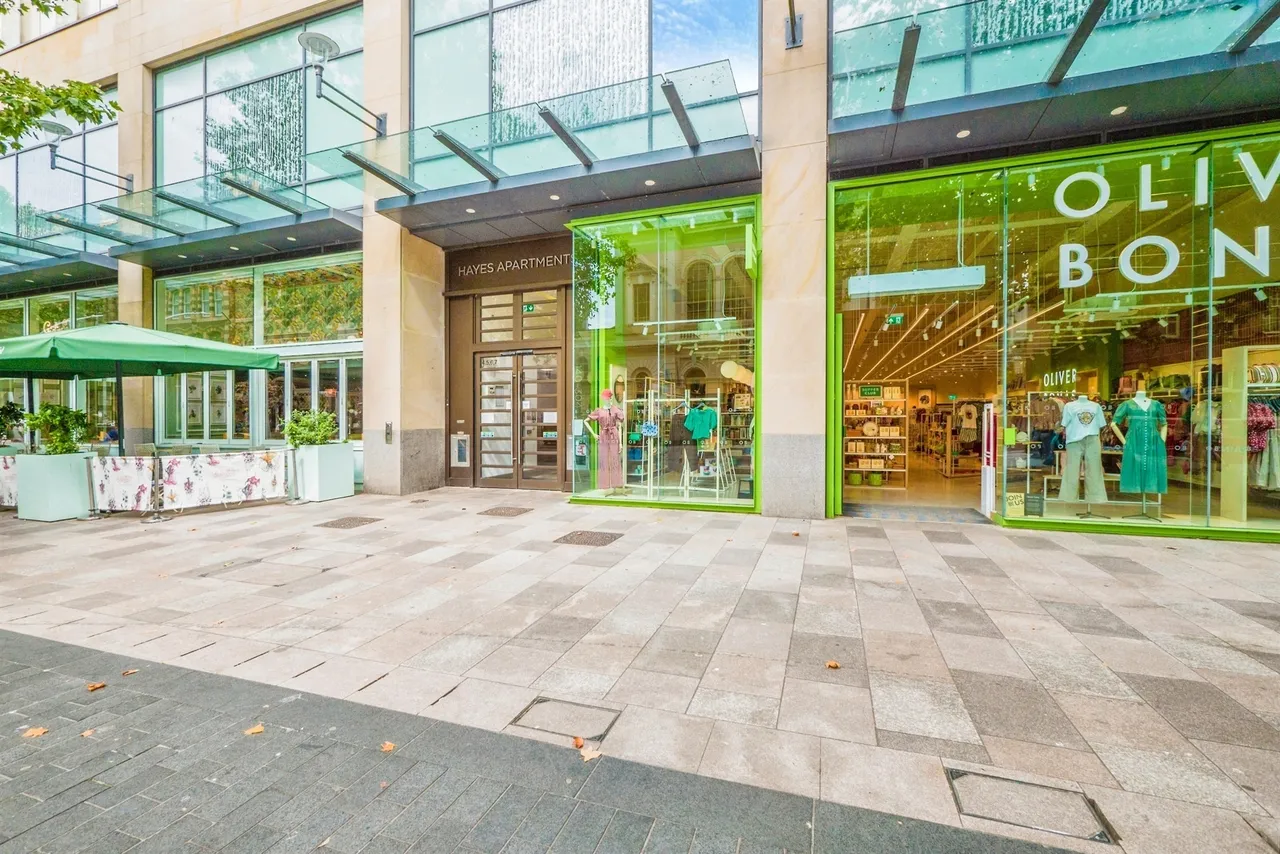 The Hayes, Cardiff, CF10, photo 16