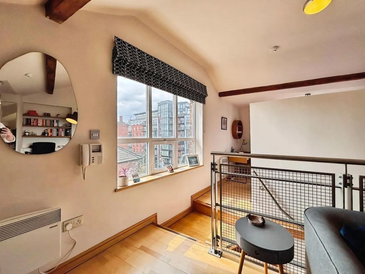 Bridge End, LS1, photo 7
