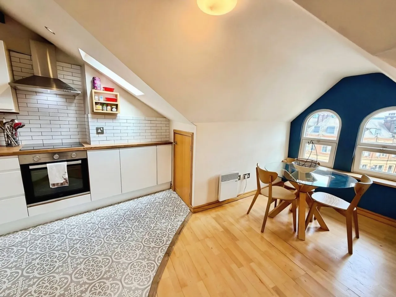 Bridge End, LS1, photo 15