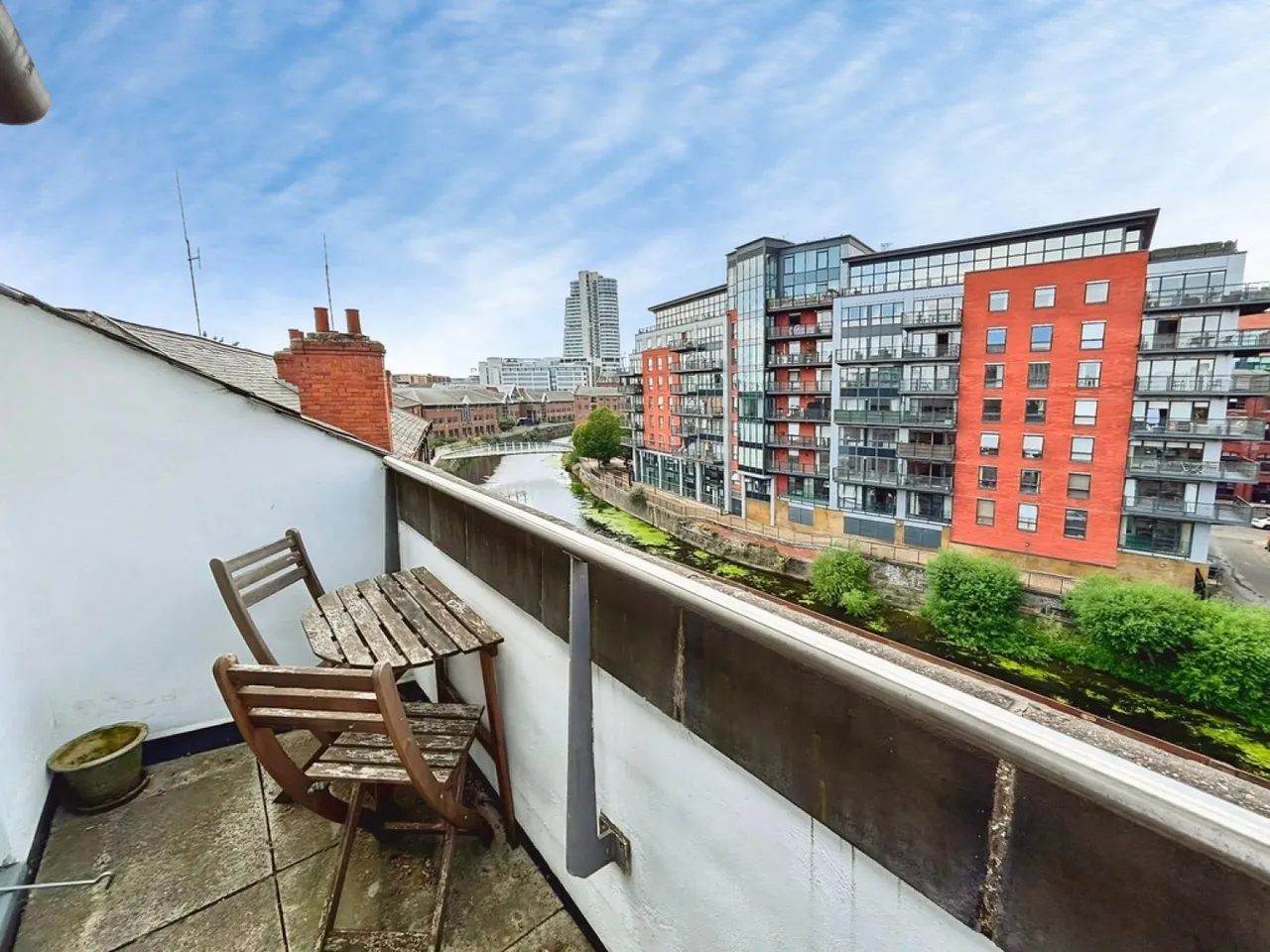 Bridge End, LS1, photo 6