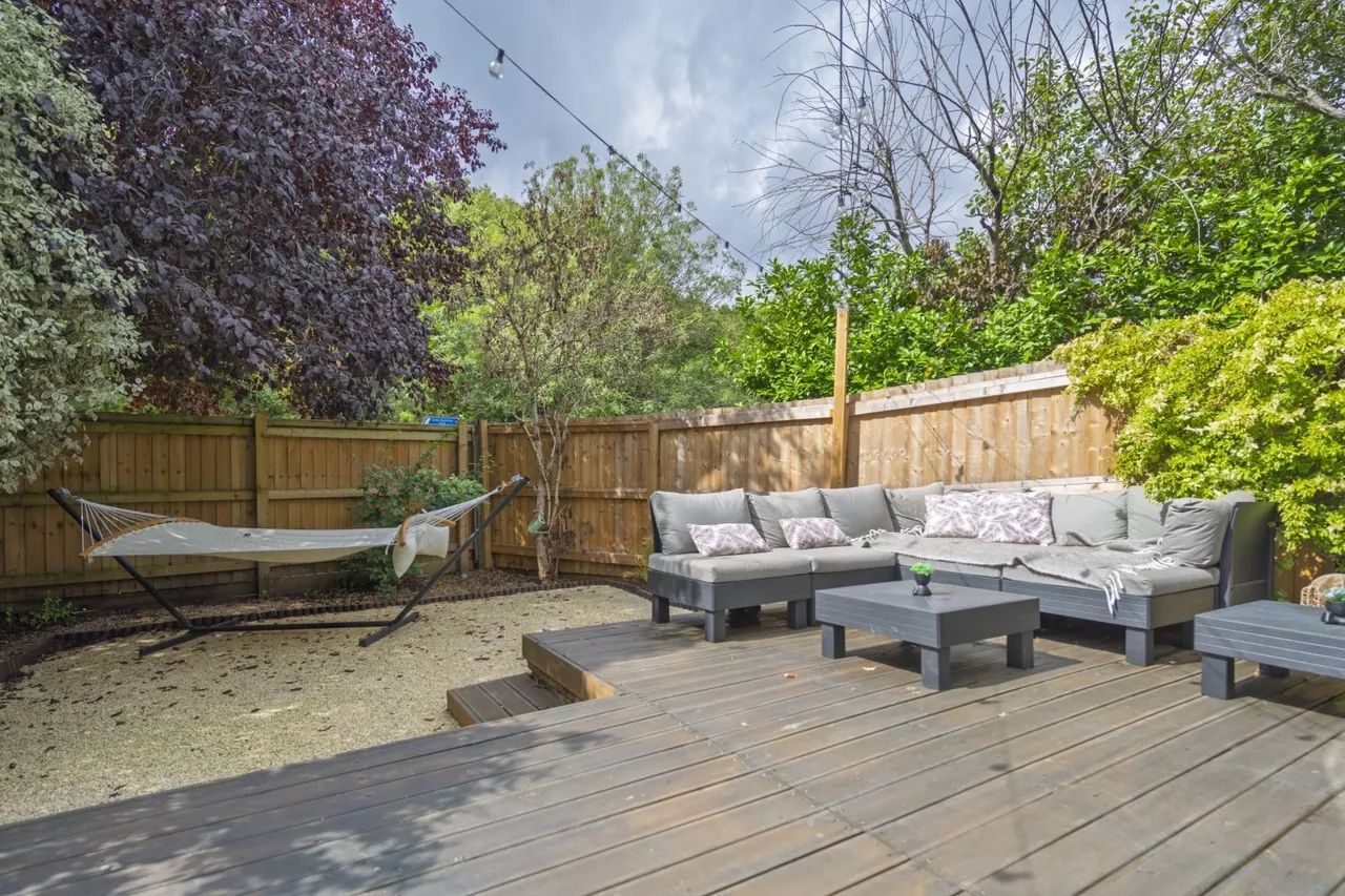 Hadleigh Close, Swindon, SN5, photo 18