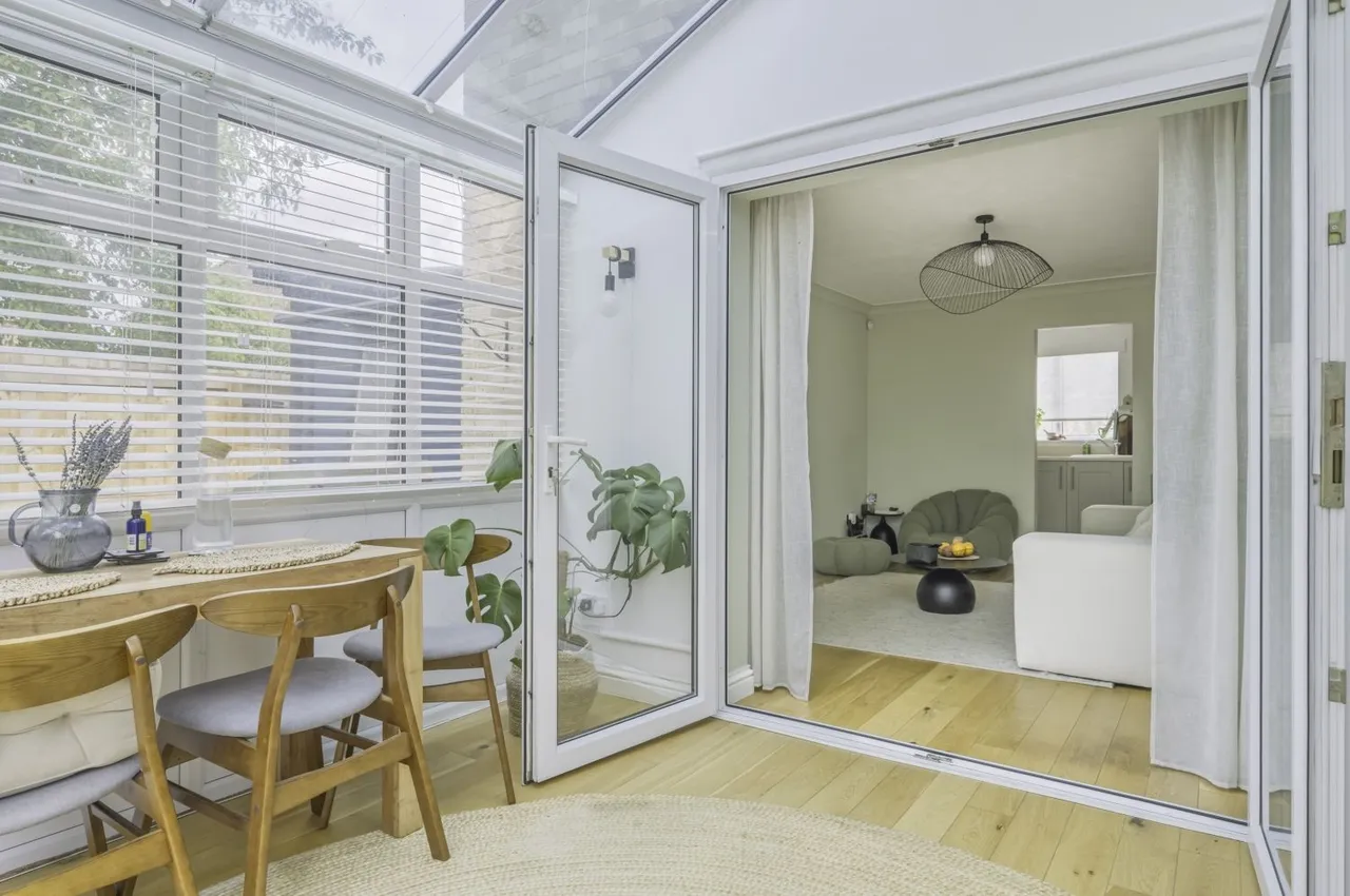 Hadleigh Close, Swindon, SN5, photo 8