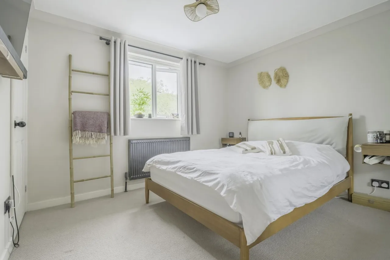 Hadleigh Close, Swindon, SN5, photo 9