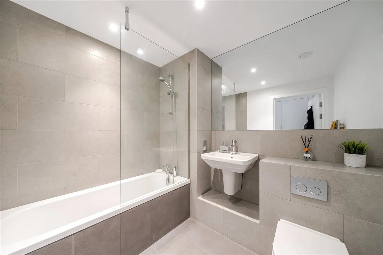 Hawthorne Crescent, SE10, photo 7