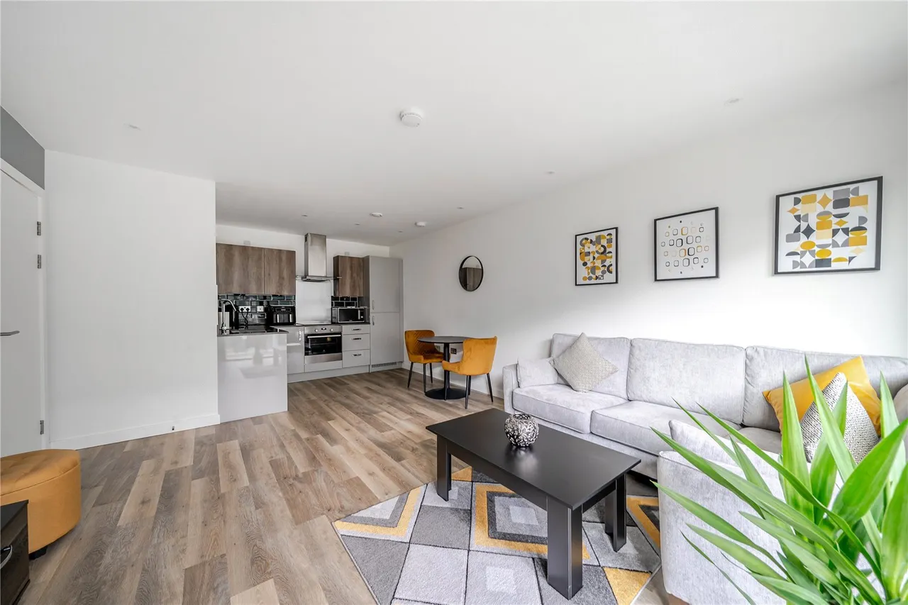 Hawthorne Crescent, SE10, photo 13