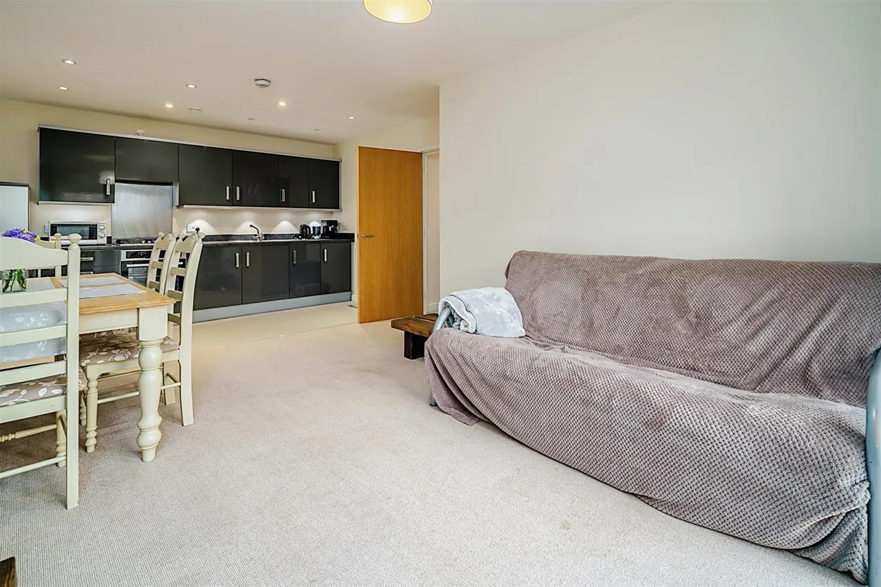 Drury Lane, STEVENAGE, photo 3