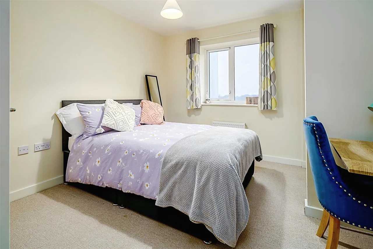 Drury Lane, STEVENAGE, photo 9