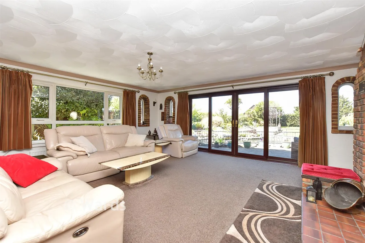 Barton Hill Drive, Minster On Sea, ME12, photo 4