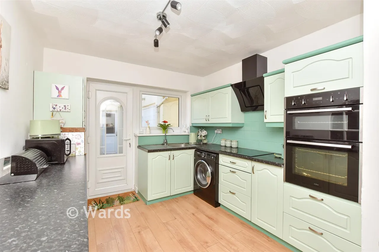 Barton Hill Drive, Minster On Sea, ME12, photo 7