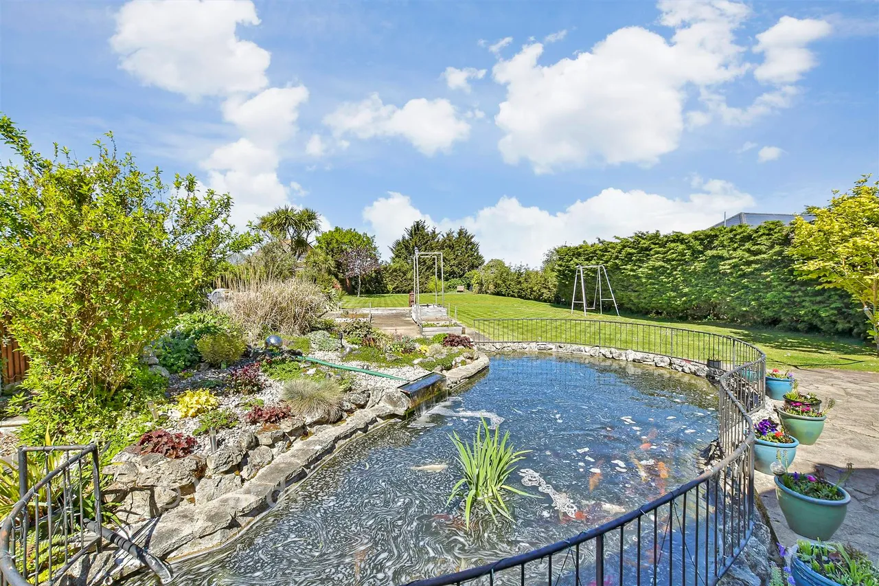 Barton Hill Drive, Minster On Sea, ME12, photo 17