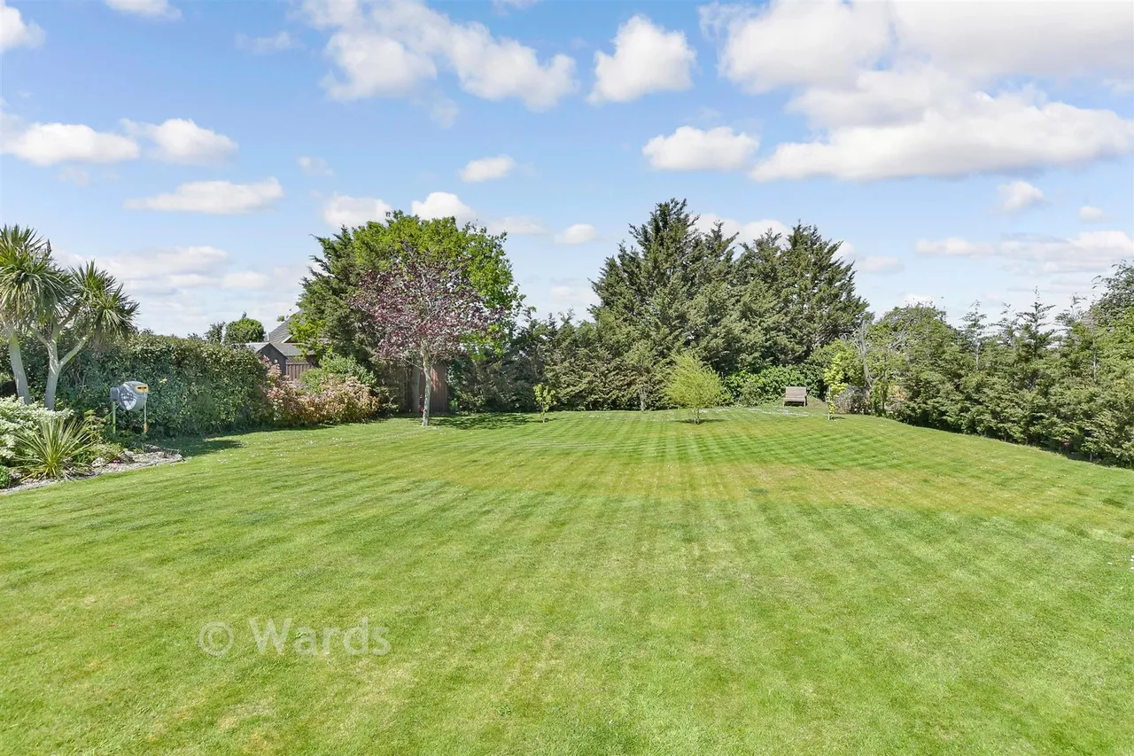 Barton Hill Drive, Minster On Sea, ME12, photo 12